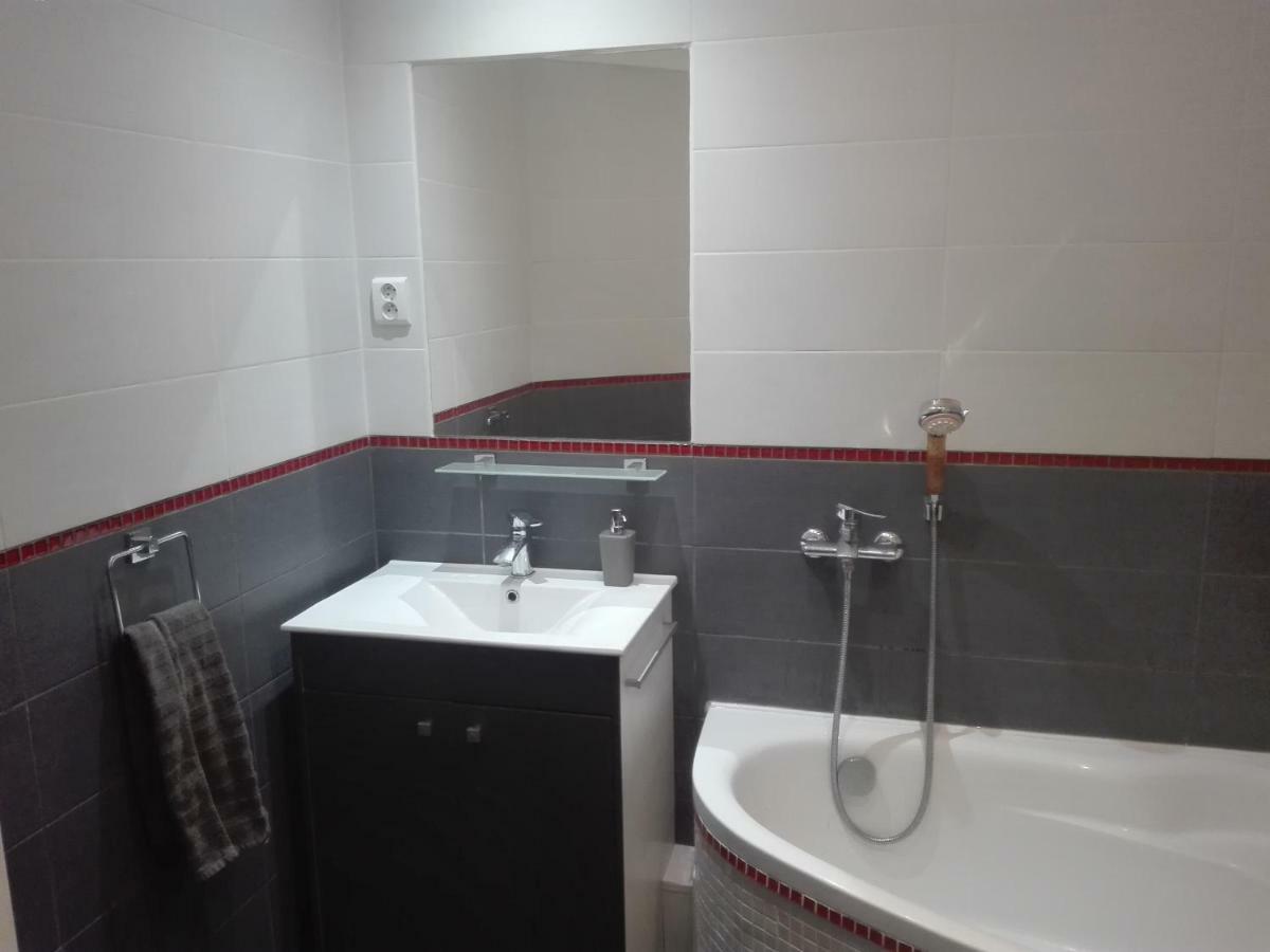 Centrum Apartman Kukucinova6 Кошице Экстерьер фото